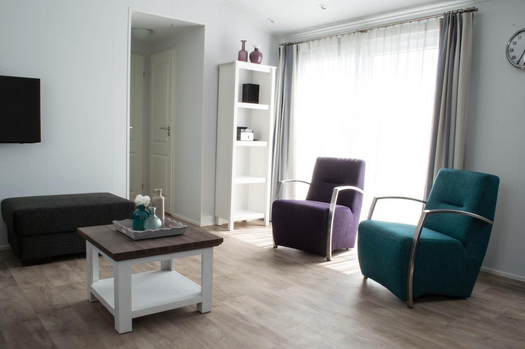 Chaletverhuur-Olmenduin Serooskerke  Zimmer foto
